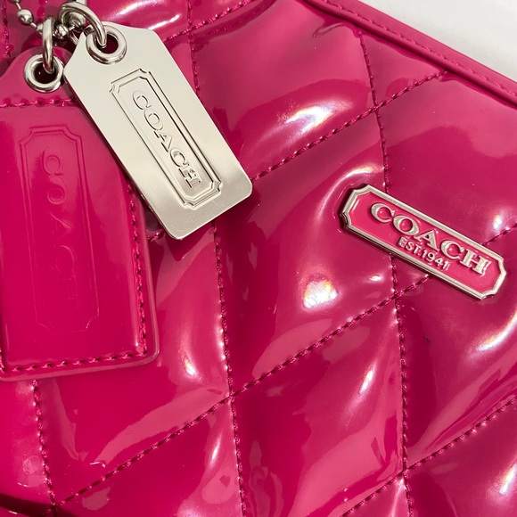 COACH! 🎀 - Picture 3 of 9